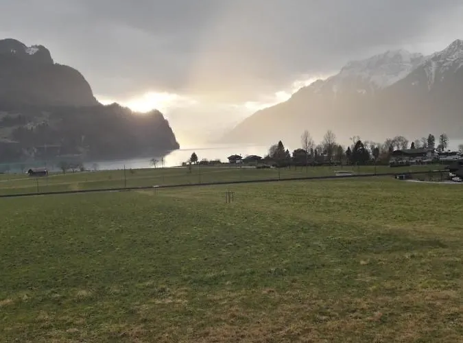 Ferienwohnung Gafner アパート ブリエンツ